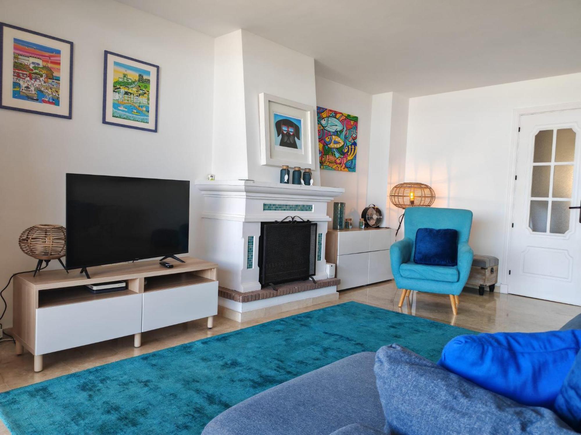 Beachfront Townhouse เอสเตโปนา ภายนอก รูปภาพ
