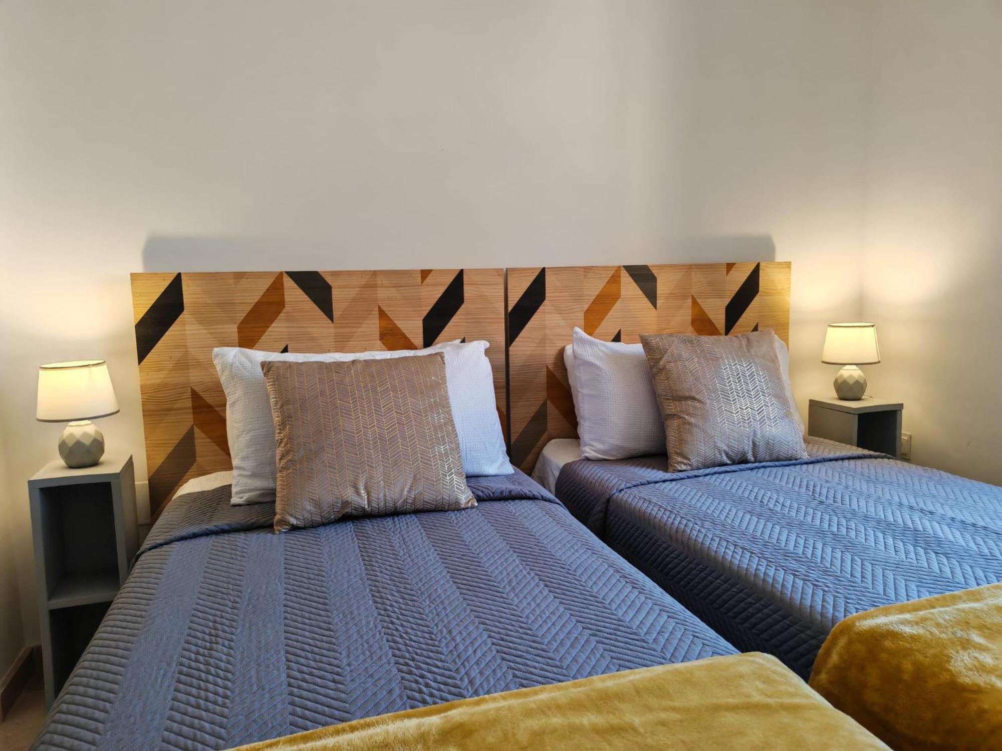 Beachfront Townhouse เอสเตโปนา ภายนอก รูปภาพ